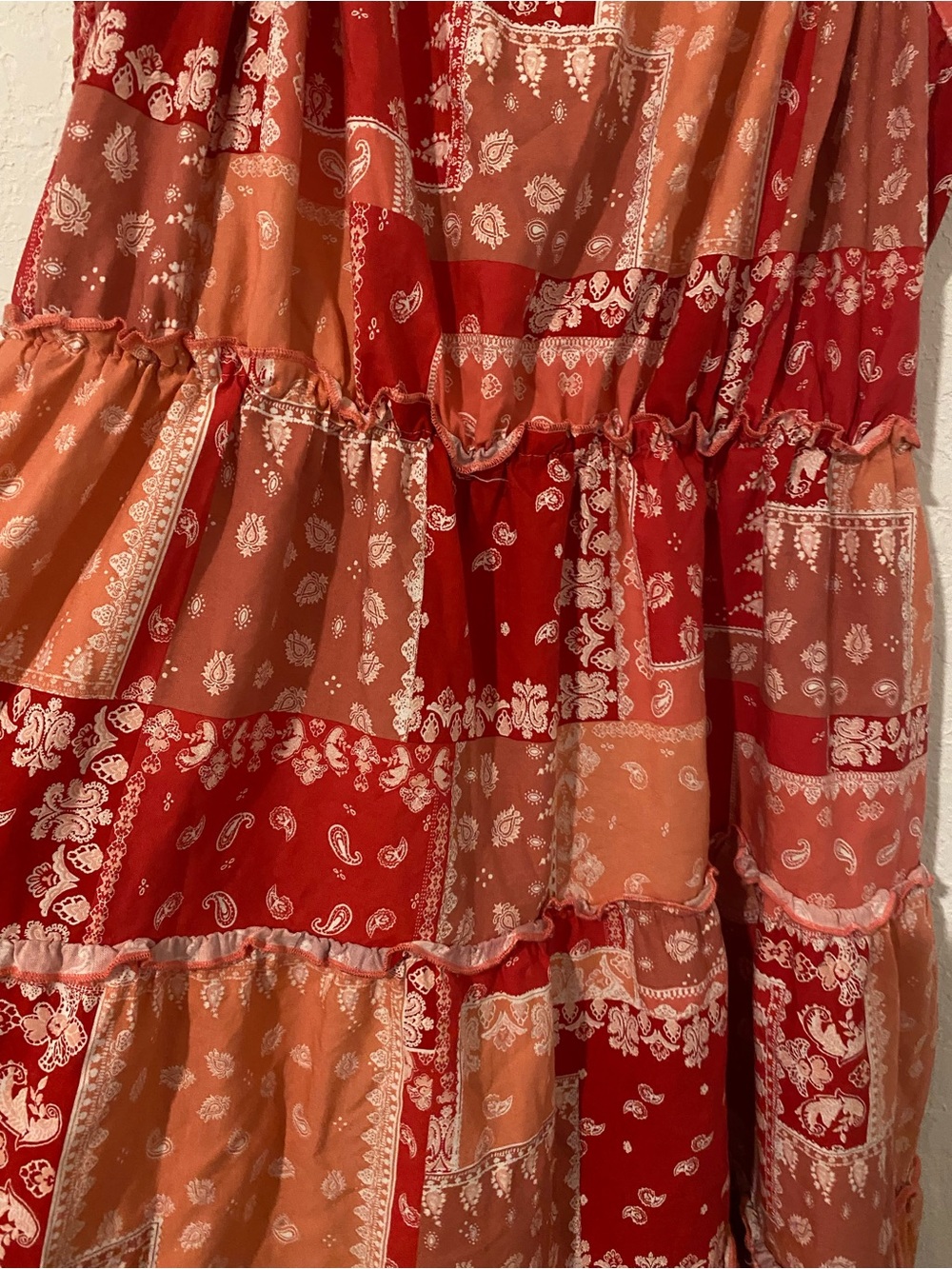beachlunchlounge Pink & Coral Smocked Detail Maxi - Picture 4 of 7
